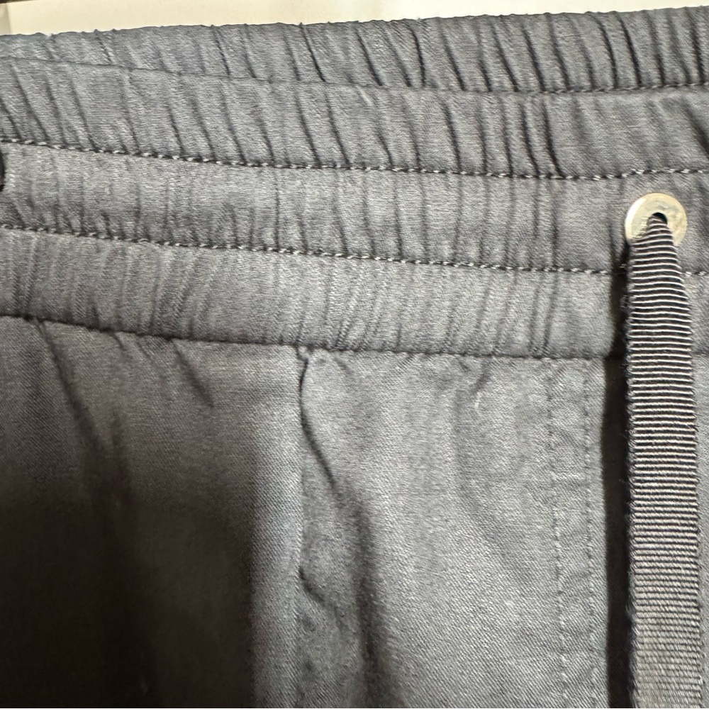 White House Black Market The Jogger black casual pull on pants 10L long - Picture 10 of 11